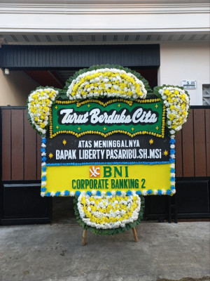 Papan Bunga Duka di Sei Jang